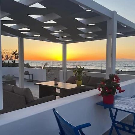 Lambou Beach Sunset Soroni Buitenkant foto
